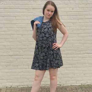 Black floral sundress 🌷🌹